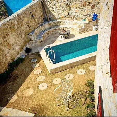 Mylos Βίλα Foca